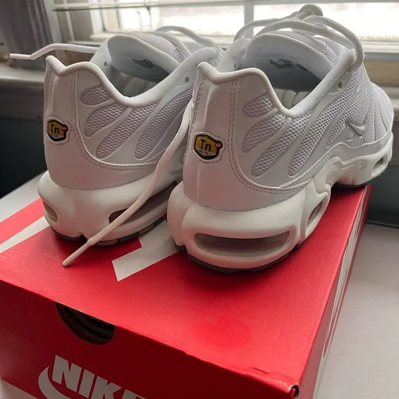 Nike Air Max Plus Triple White Men’s 8